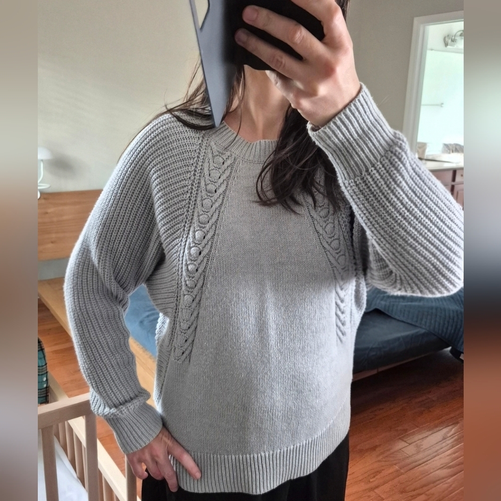 Simply Vera Vera Wang Light Gray Cable Knit Sweater
